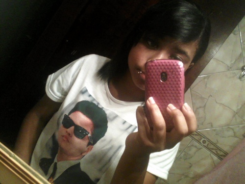 Deus, Família Amigos, Musica,Frio.. Saber mas Follow. u_u  Amo 
@BrunoMars (Amo Pretty little liars ^^)