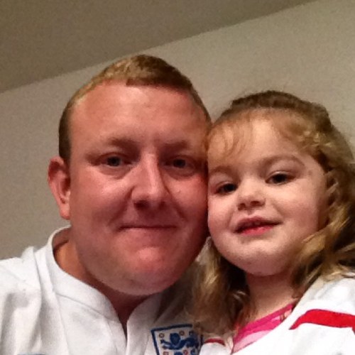 simmoffc's profile picture. Married to my beautiful wife Lisa and have 2 little rugrats Lilly and Bobby. Also Fulham till I die!