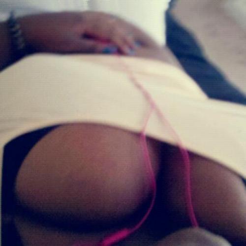 FuckMaTitts's profile picture. Pussy Tighter Than A Choker, Got Him Smiling Like The Joker #TeamFreak #TeamBigTitties #TeamGiveMeHead #TeamTHICK #DuckOffAccount Dnt Like Wat I Post? GTF!