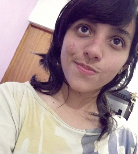 uma coisa muito pequena ~fofa~ assassina