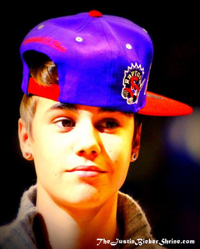 The Official Fans Club #twitter Be Fans. is the best I can aver ♥ /// @selenagomez / @rihanna / @MileyCyrus / @justinbieber / @ladygaga I love you all ♥