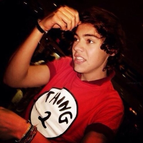 HazStylesCLRP's profile picture. 1/5 Of @onedirection if you follow thank you... i love you xx [Single]