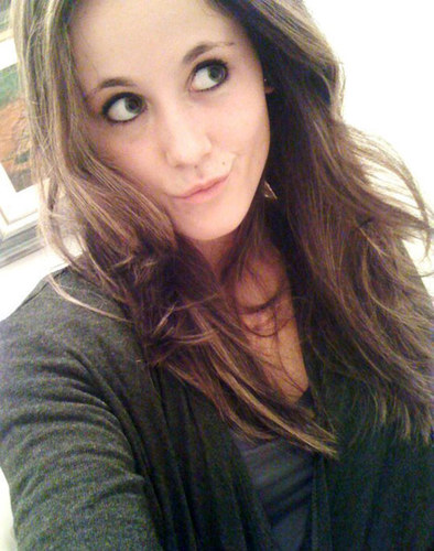 Adam - 16 years old:P - Longboarding & Basketball is life! I follow back(; The profile pic. is of my girlfriend!!! NOT ME! #TeamFollowBack
