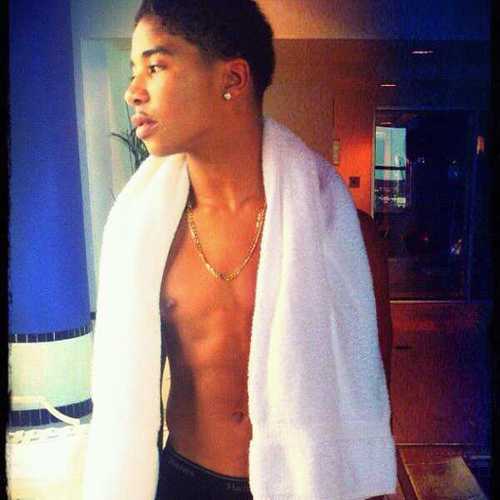 Lookin For My Special Lady ❤ | I Need Some Besties ;) | I Love Food Dawg Lol | Hav Fun :) |