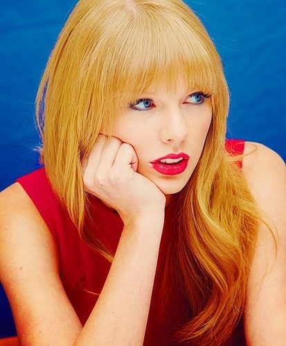 okidkfaux's profile picture. 'Dis girl right here is my BESTIE. Hurt her, you die. k? k. -Demi
[Co-owner to @xRealLifeRP.]