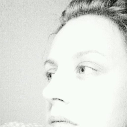 emeraldcatron's profile picture. Writer - Editor