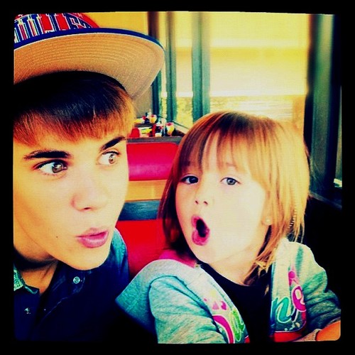 I am a brazilian belieber and Just can think of BIEBER,