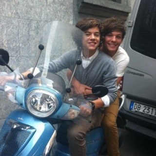 Mrslovequote2's profile picture. 