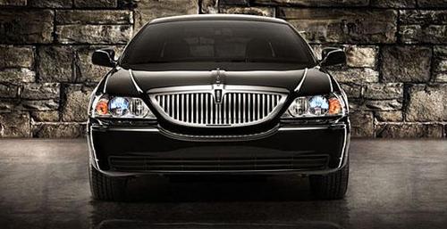 Reliable, safe and comfortable transportation for any occasion. Services include SAN DIEGO AIRPORT TRANSPORTATION, corporate events, weddings and more..