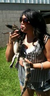 Ana__Miranda's profile picture. #iLoveT.I. #boys with tapper fades #shopping Life's great :)