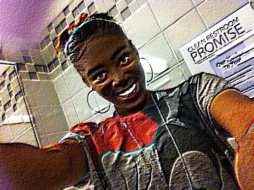 _itsClumsybabeh's profile picture. f ' Word , Ayyyye . Follow My instagram ! @Clumsydrive