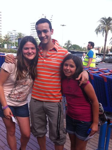 Niñas de las Sonrisas! Amámos a nuestro ángel @GarsonN1 y como no, a nuestro príncipe @NitoAdagio BlackGlams #SOMOSUNO