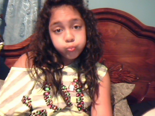 Heyy!My Name Is Erika Andd I Love to Listen To Music And I Jam To Justin Bieber Hes Awesome!
