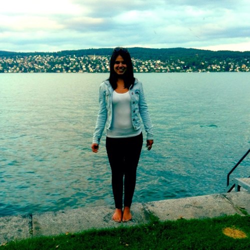 jasmiin6's profile picture. 