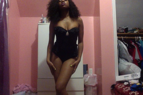 #TeamFreak #TeamDrink #TeamWeed #TeamThick #TeamNimpho (Addicted to sexual intecourse) ;) FWM !