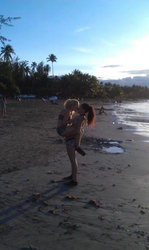 liberito7's profile picture. love yourself :)