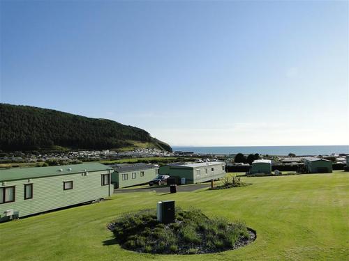A 5 Star holiday home park in Clarach Bay, Aberystwyth. 
http://t.co/em52plKtQr