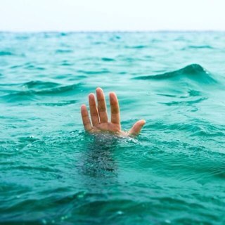 eng_aziz's profile picture. 1989 ، أفكاري نص كم   ,  ، لتفاصيل رحلة #قارمش و زيلامسي و ميونخ راجع المفضلة