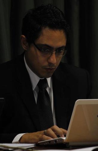 Advogado e Professor. Consultor em políticas socioambientais. Doutorando em Desenvolvimento Regional.