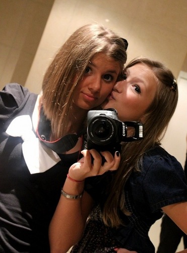 fosterroxie38's profile picture. I will follow the right side even to the fire, but excluding the fire if I can.