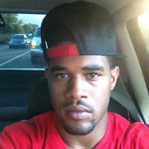 deeznutzhoee's profile picture. i smoke good keep cash an i fucks wit real niggas only.