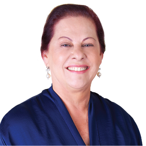 Como mãe, professora e a primeira mulher na Prefeitura de Nova Iguaçu, quero continuar trabalhando em defesa da família iguaçuana.