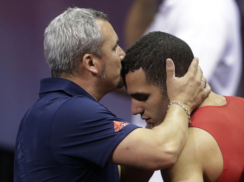 Official account of Yin Alvarez, Team USA Olympic Gymnastics Coach. Coach and proud Dad of Olympic Gymnast @DanellJLeyva.