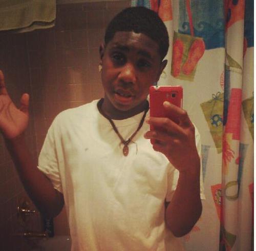 Follow me n ill follow back .Im a freshman at Parkview & also add me on kik @Dope_Niggah22