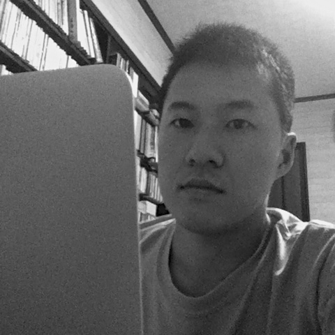 山手線で一番地味な駅、田端でWeb作成・デザイン事務所をやってます。趣味はサウナ・銭湯と大衆居酒屋巡り。どちらも昼間の明るいうちから楽しむのが至高。