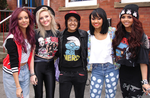 Samta - 23, Leeds, Biomedical Sciences Graduate, Mixer. The girls joint account (@LittleMix) followed me on 13/03/12.
