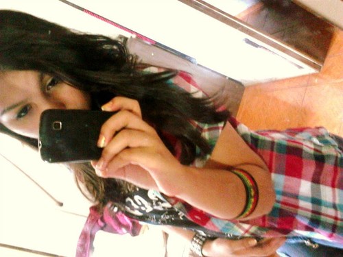 Minha morena ti amoo mais que chocolatee  eoiwooeoiw conta sempre comigoo minha fresca p: @Morenna_do_mal