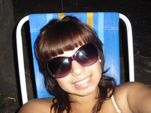 amooo de la musikaaaa,me guatariia llegar a conocer a los integrantess de mi banda favoritakudai,quisiera hacer muchoos amix bss :)