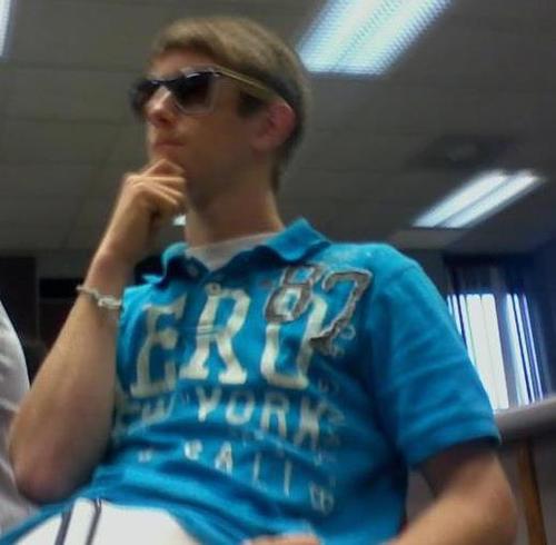 ~ I'm 15
~ I run Cross Country and wrestle for FCHS
~I play 18u showcase baseball
~Follow me i'll follow back
~God is my Savior