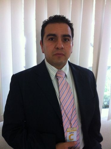 soy abogado con estudios de maestria y doctorado en materia penal