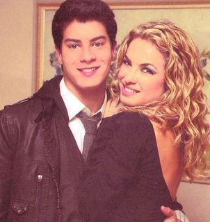 feito por : @isabellamedjor  '' Os meus dois anjos =  @Lua_Blanco  e @ArthurAguiar vcs são o melhor pra mim ''
