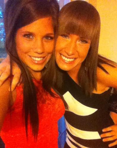 bangsonbangs's profile picture. 