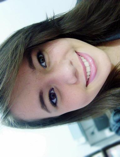 Ame o que você tem antes que a vida lhe ensine a amar o que você tinha.