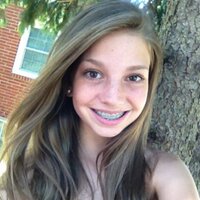 Lindsey Vaughan - @LindseyLou330 Twitter Profile Photo