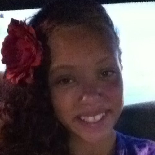CrzyMarie's profile picture. Love Me, Hate Me, Either Way You're Thinking of Me!
I Love Yew All3
Follow Me i Follow Back!