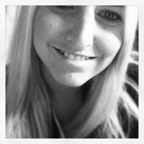 angelabarre's profile picture. 