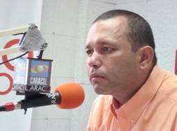 Comunicador social, Director del Noticiero 6am Hoy por Hoy de Radio Sonar, emisora afiliada a Caracol Radio en Ocaña.  Corresponsal del canal RCN