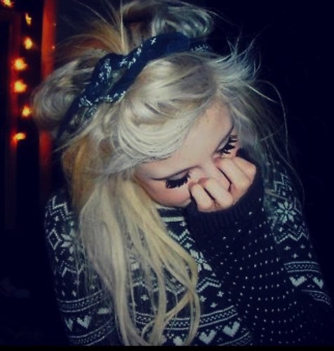 curedfake's profile picture. ello der mate.