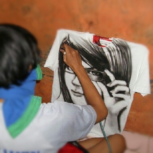 Terima order kaos lukis wajah (air brush). For more info, klik link di bawah ini ya ⇩(:

Contact me for fast response: 0856 2829 018  (Ivano)