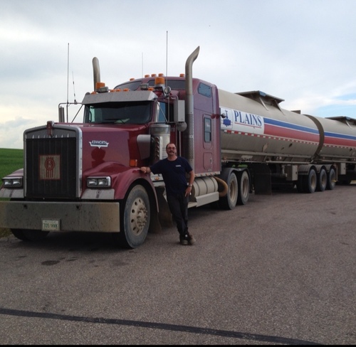 Glepin's profile picture. I sit in the back row and throw spitballs at the world