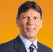 Olá! Eu me chamo Ruy Fernandes. Sou candidato a vereador pelo município de Santos.