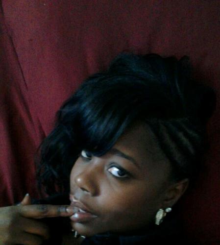 Just turned 24#TEAMARIES 5'1 150 dark piece of chocolate im from salisbury md im currently in Atl gerogia where botties be like this size lol tweet me up