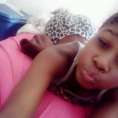 instagram ? jstdess_ & you can also follow my TRILL ass brother @DMG_RichForever , ya know ?♡