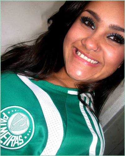 Sou Palestrina de corpo,alma,coração e o que mais for! Canto e vibro com meu time! Patrimônio incalculável e inestimável da Sociedade Esportiva Palmeiras! s2.