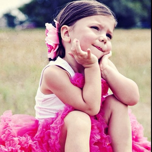 tweet foto's én zinnen~follow voor een timeline als nooit tevoren~tweet ons je leuke foto's en zinnen!~gooit soms ava's!~havefun.~