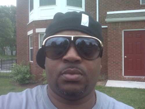 cuzinclyde68's profile picture. 